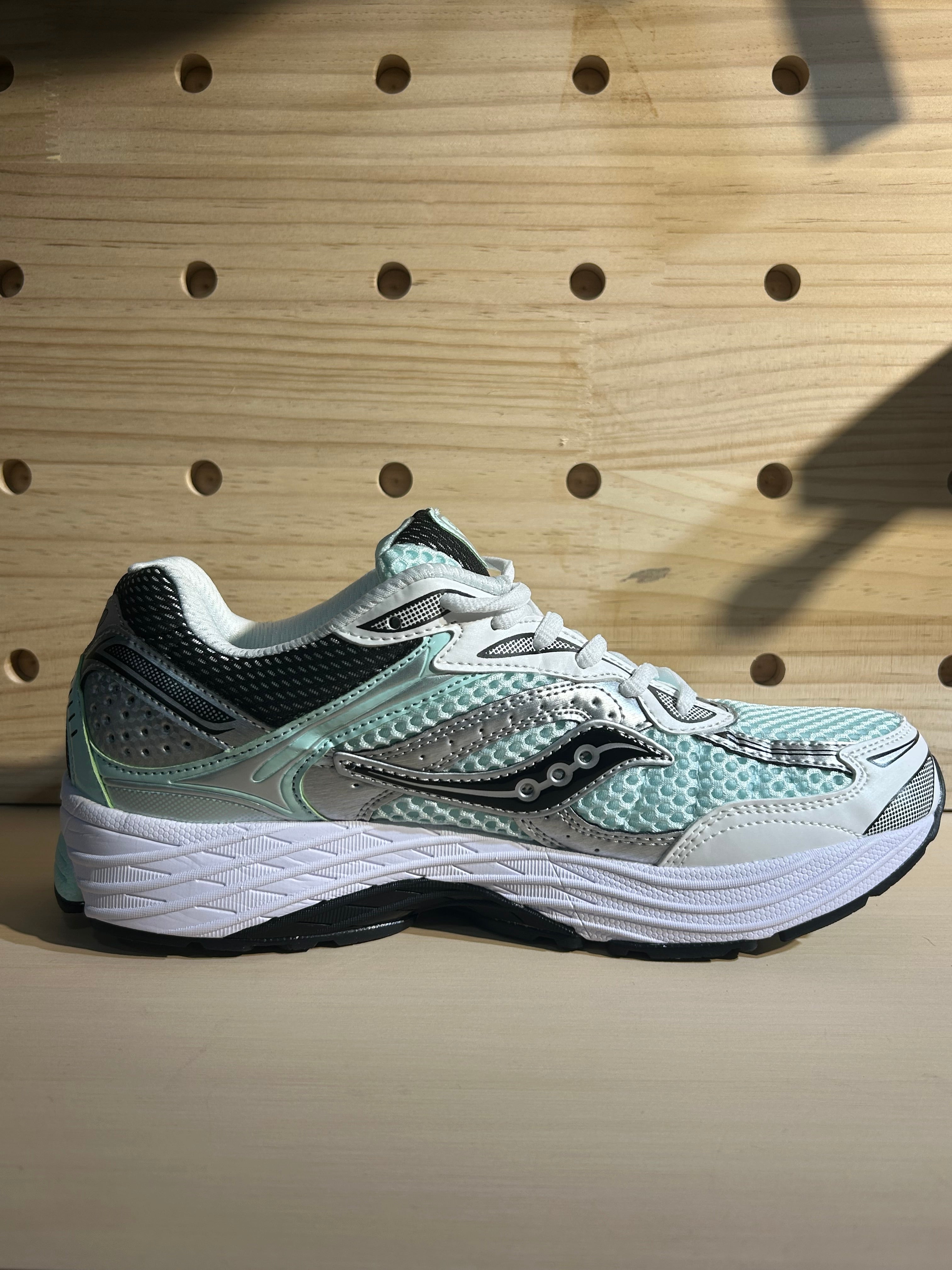 Saucony Omni 9 vert menthe/ argent – sneakers rétro running femme