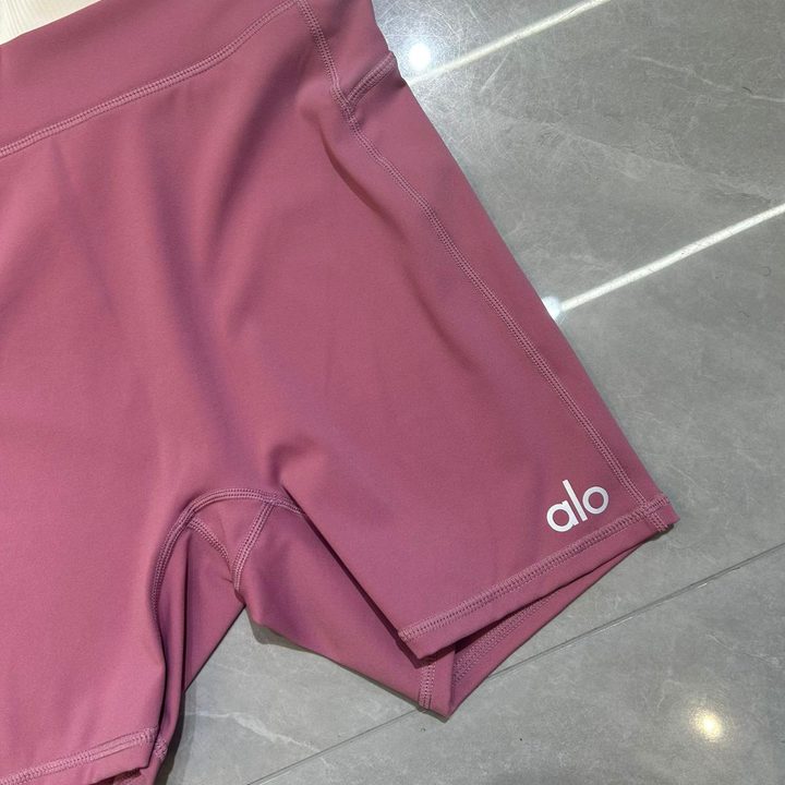 Short · Mauve