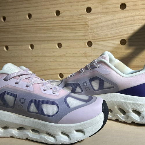 On Cloud · Lilas